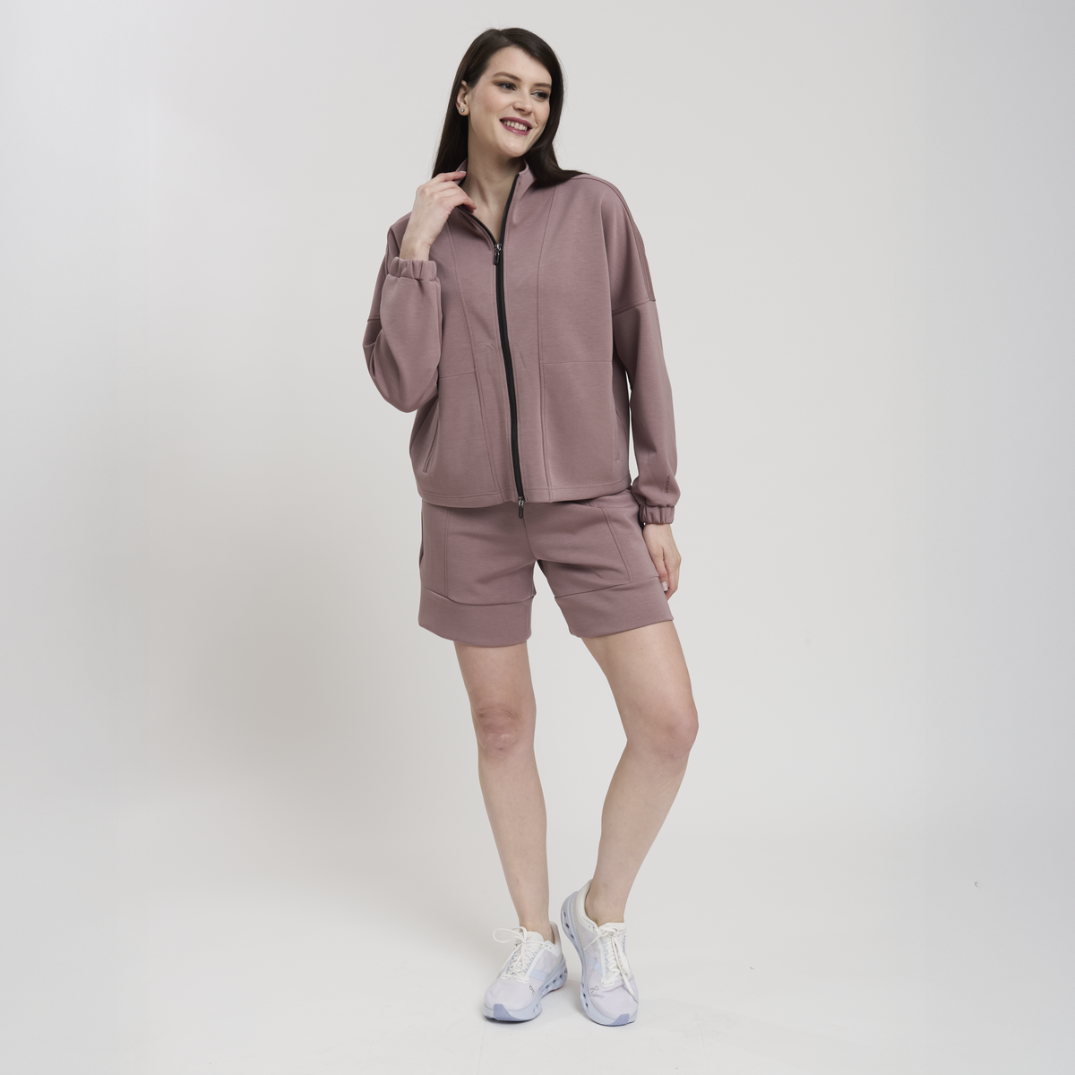 LA TITTY WOMAN BERMUDA PANT