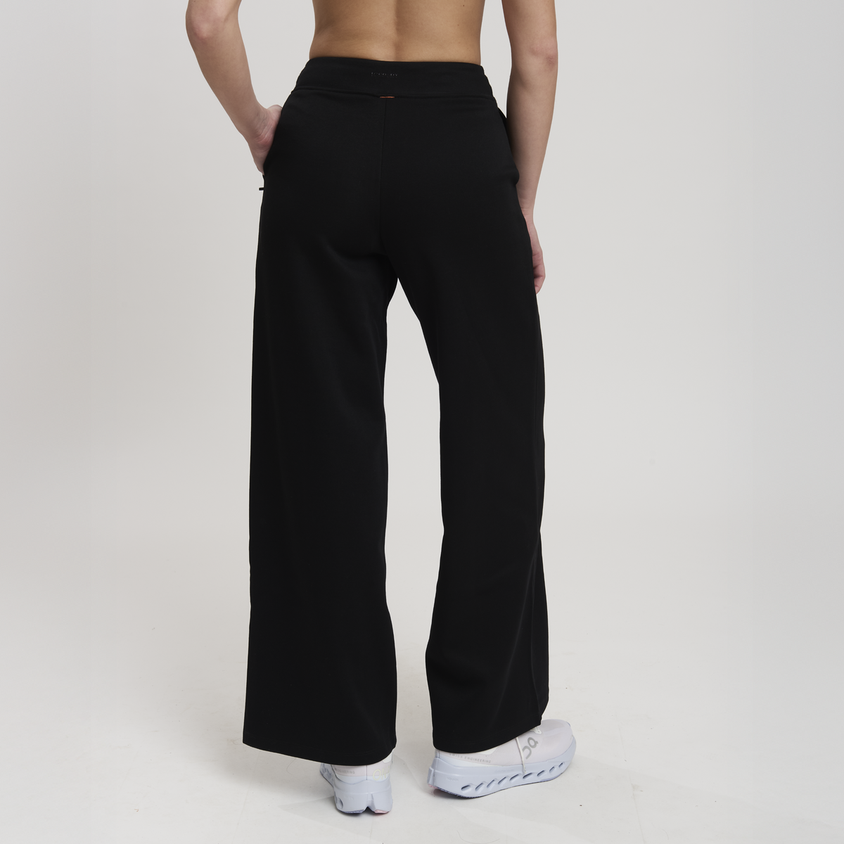 LA LICIA WOMAN LONG PANT