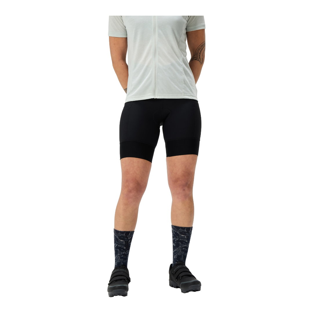 ENDURA Women S Loop Waist Short-Man_Black