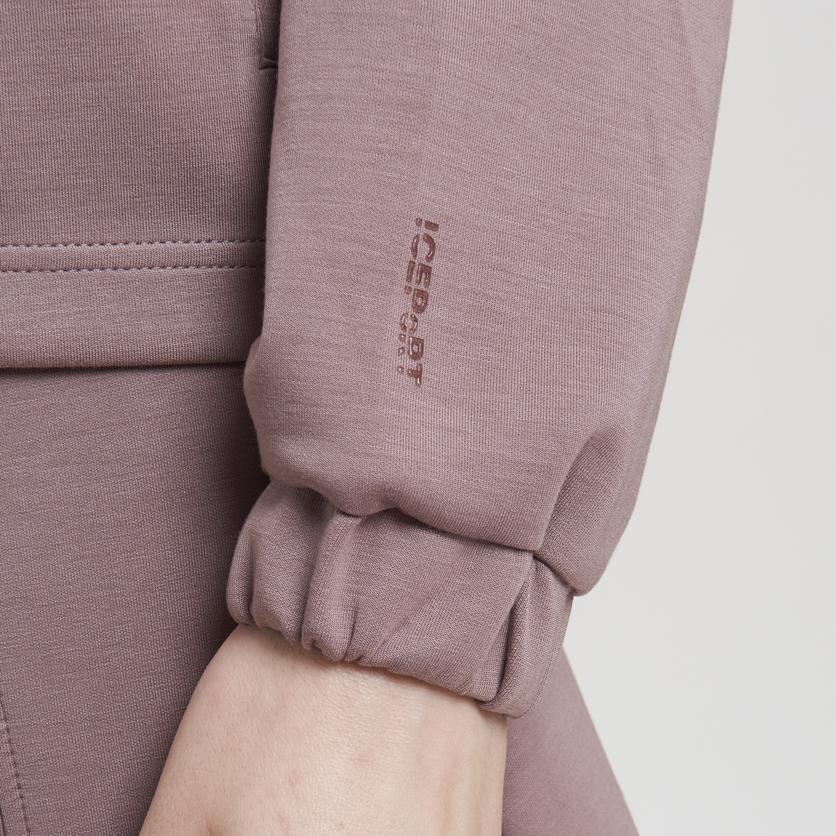 JOANNA WOMAN FULL ZIP SWEATSHIRT