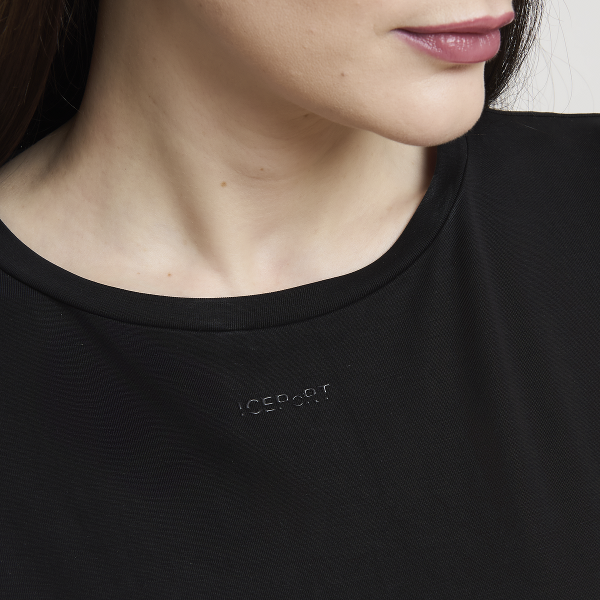 LA NILDE WOMAN T-SHIRT SHORT SLEEVE